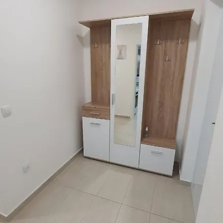 8 Apartament Vrdnik