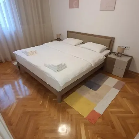 8 Apartament Vrdnik